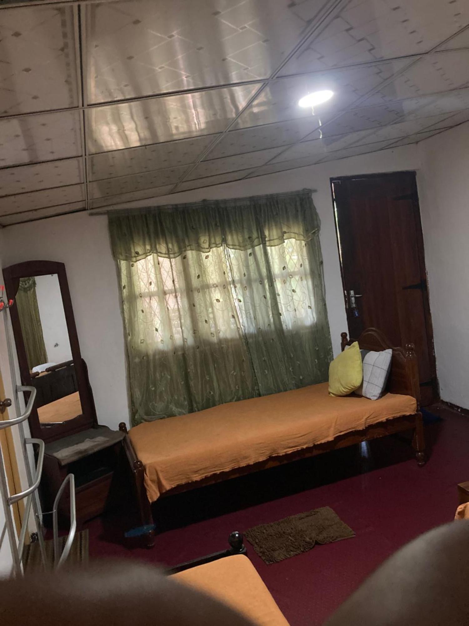 Malee Homestay Polonnaruwa Exterior photo